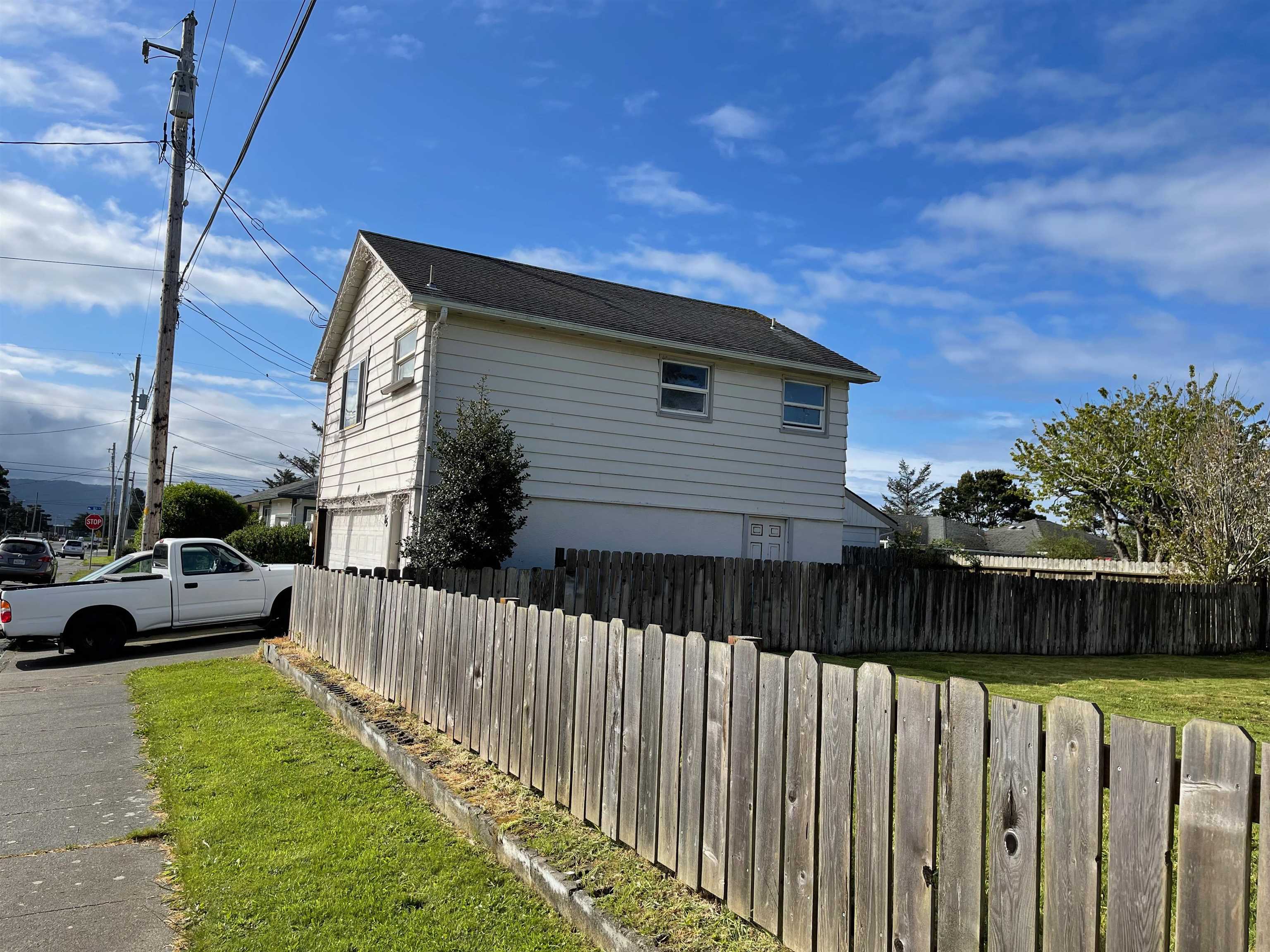 383 9th Street