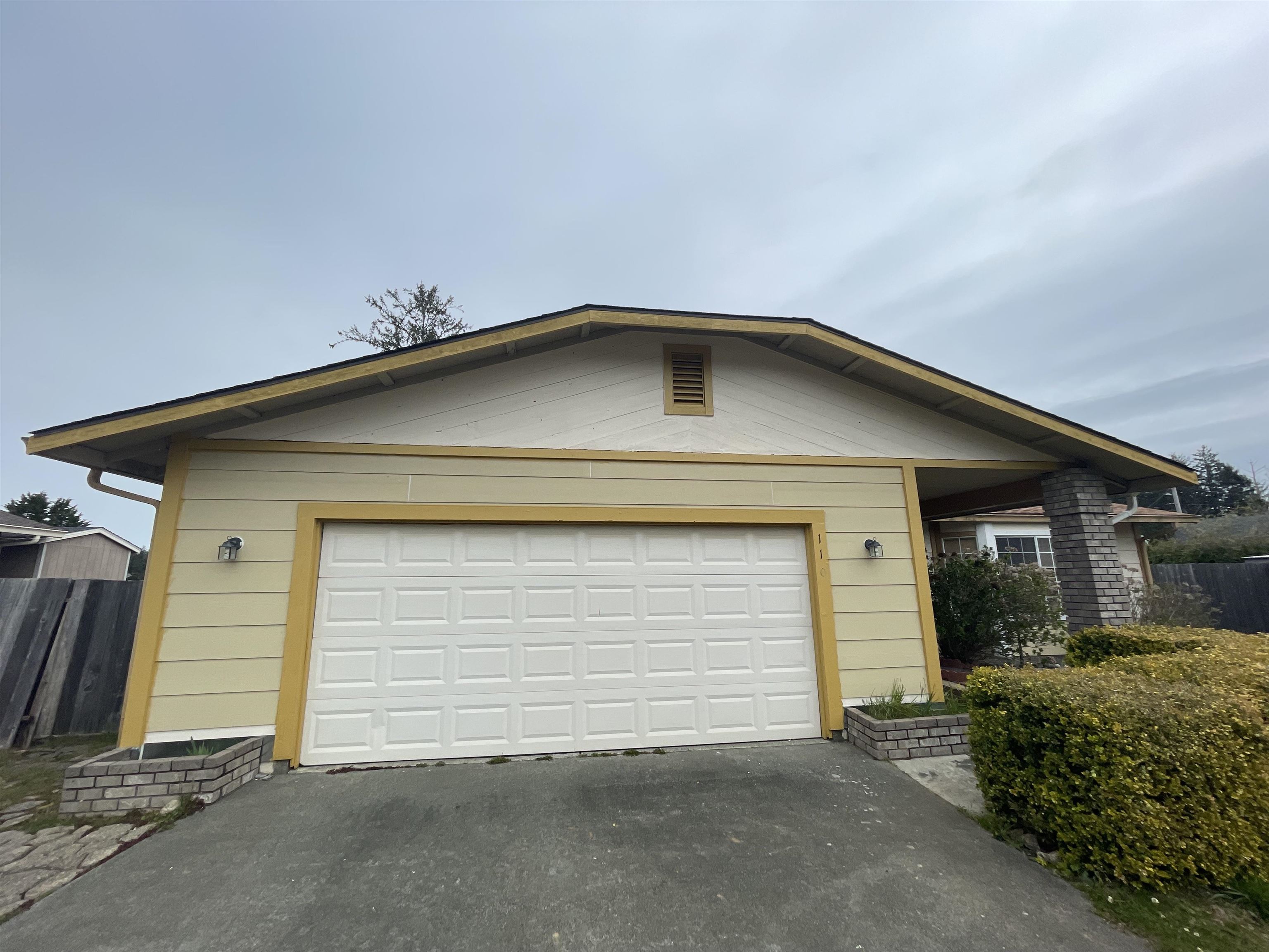 110 Colonial Court