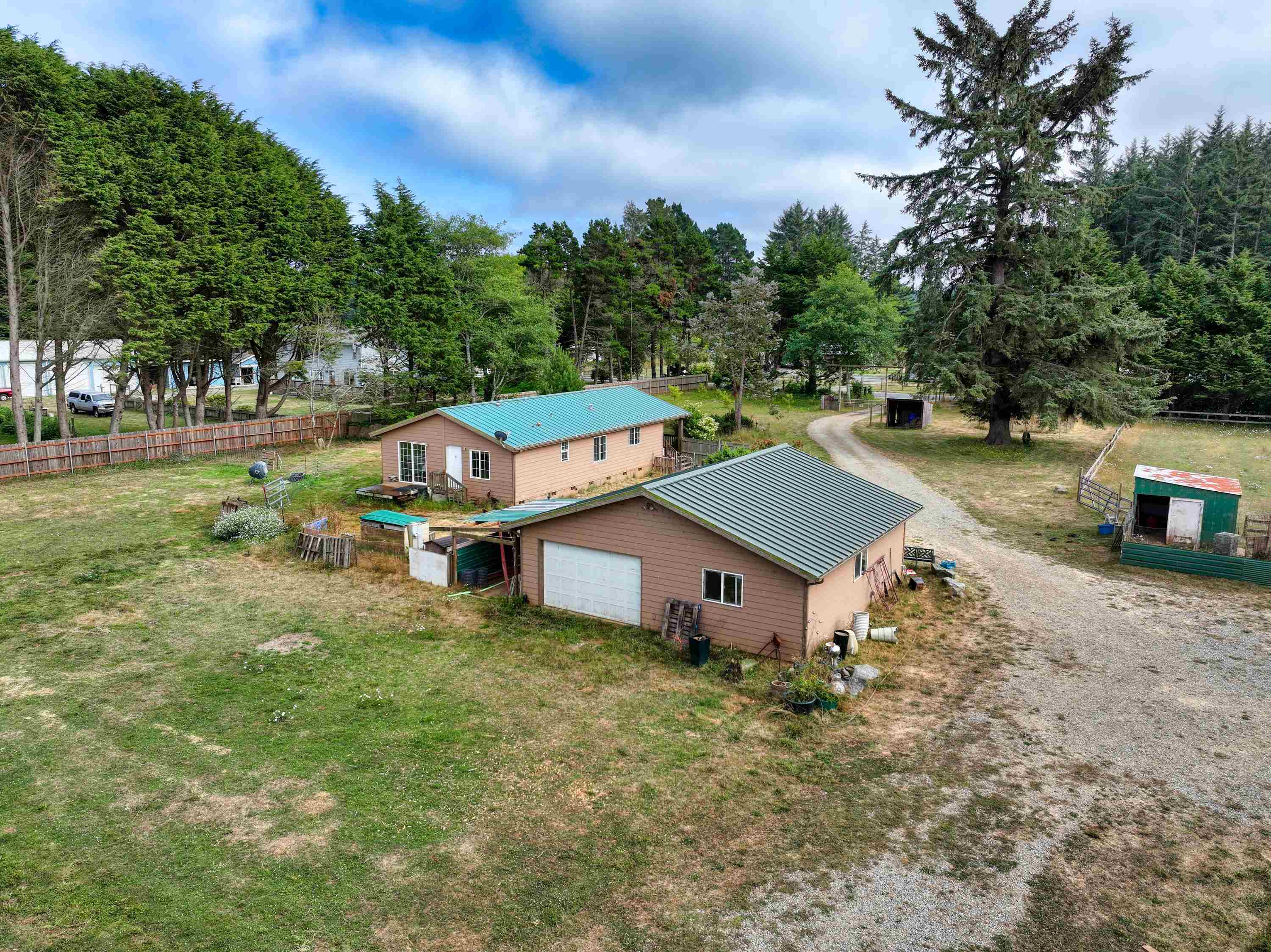 1500 Moorehead
