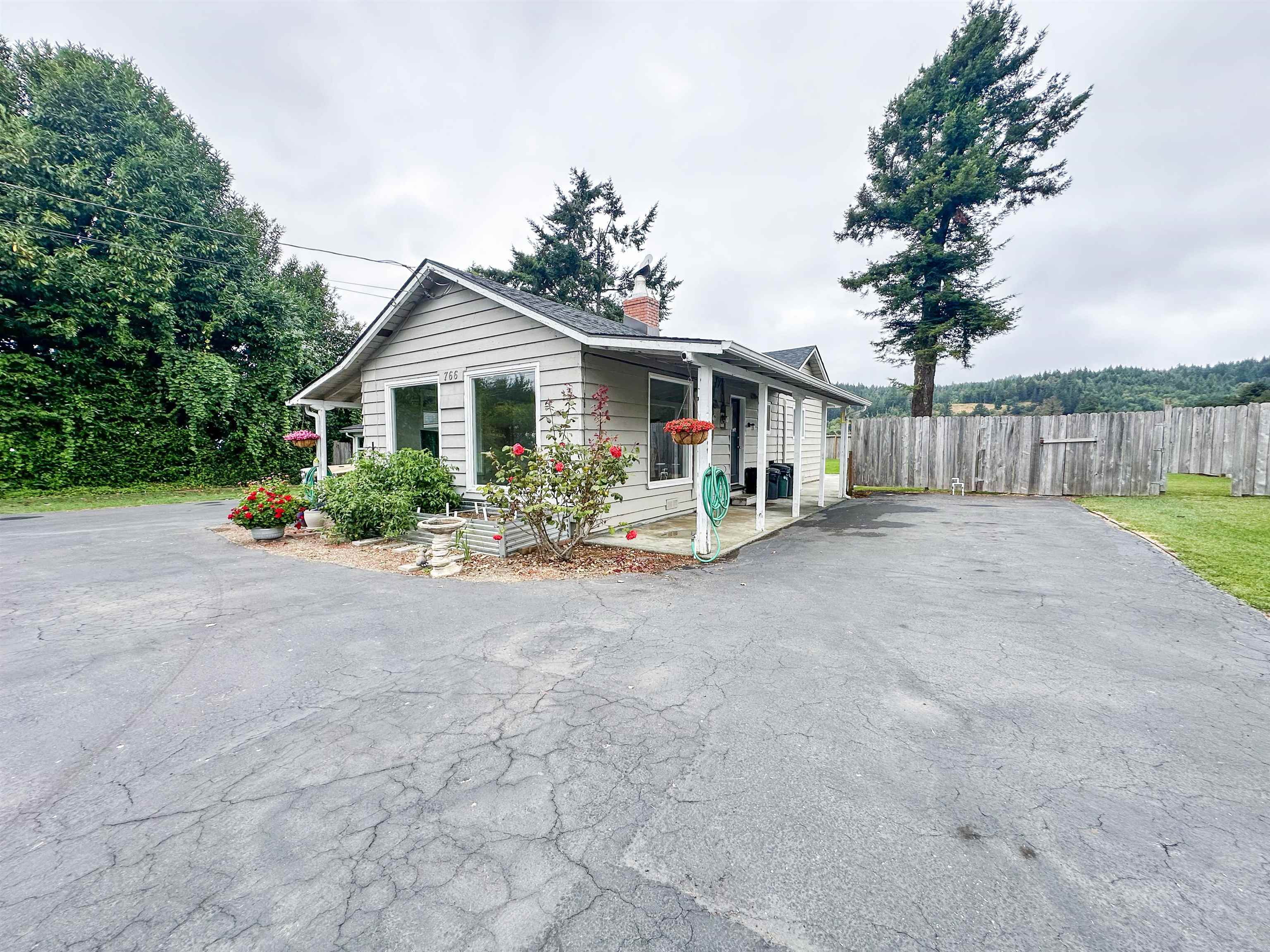 766 W First Street