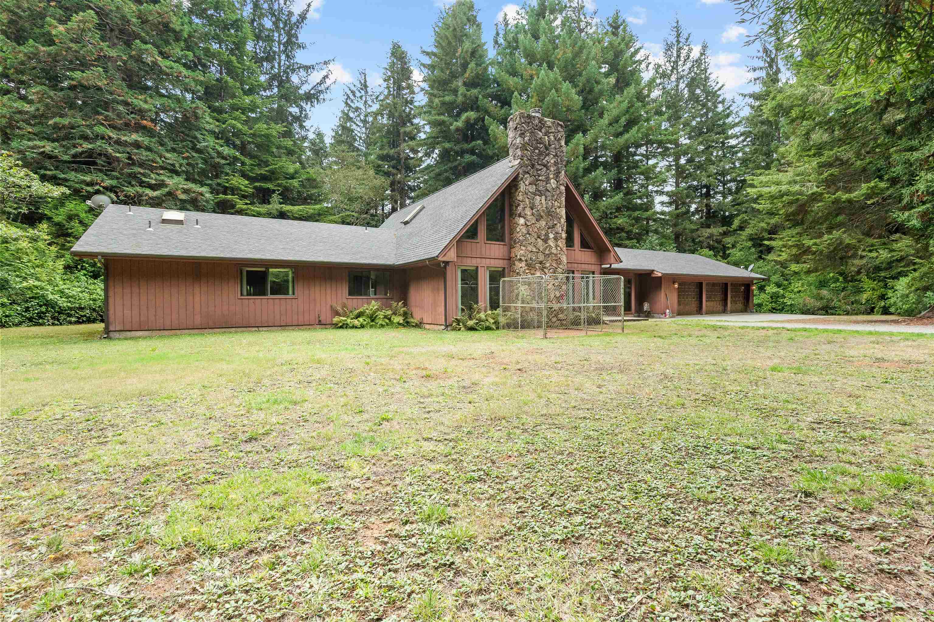 1155 Malaney Drive