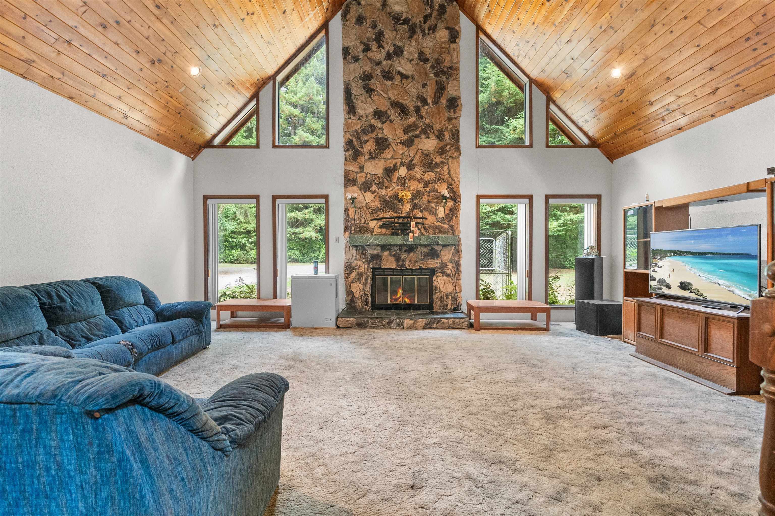 1155 Malaney Drive