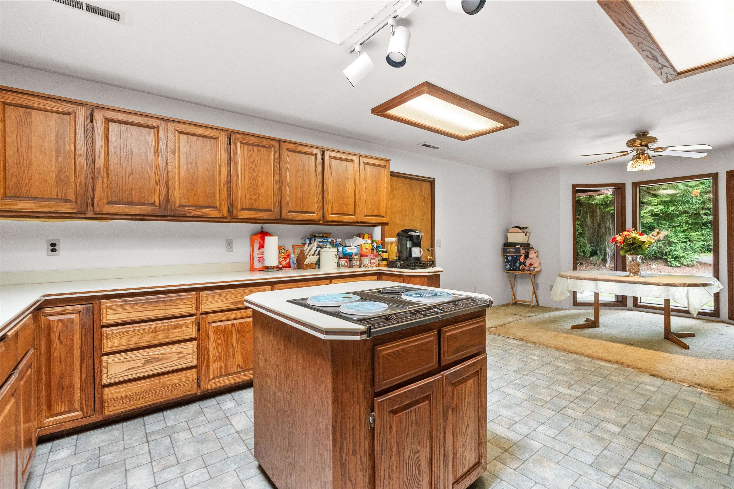 1155 Malaney Drive
