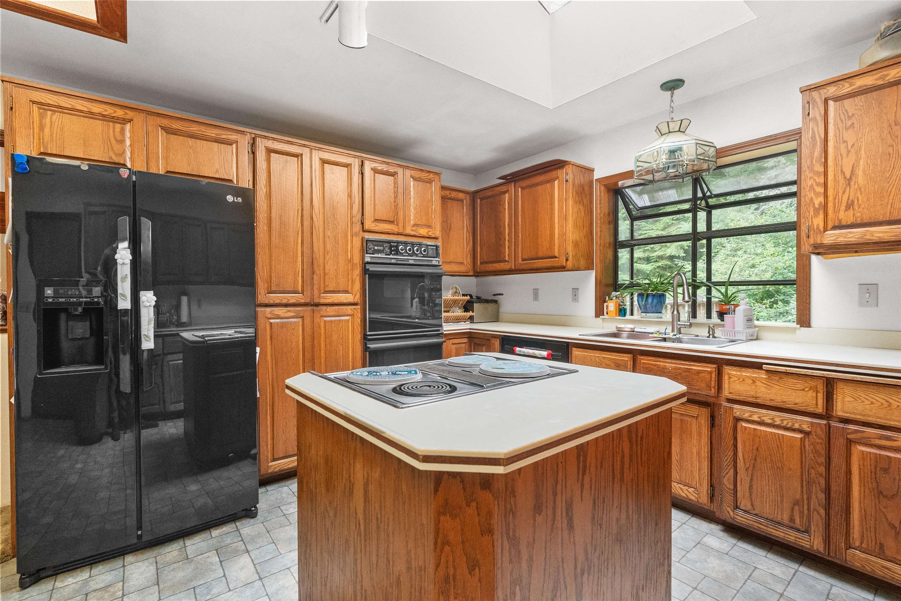 1155 Malaney Drive