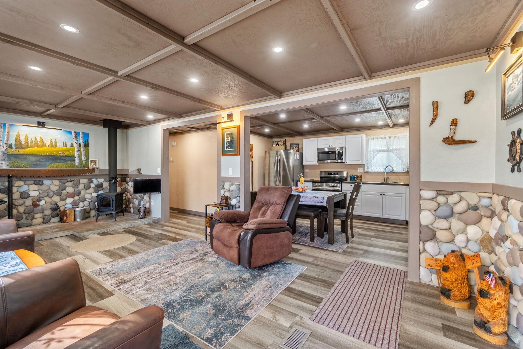 101 Lafayette Way