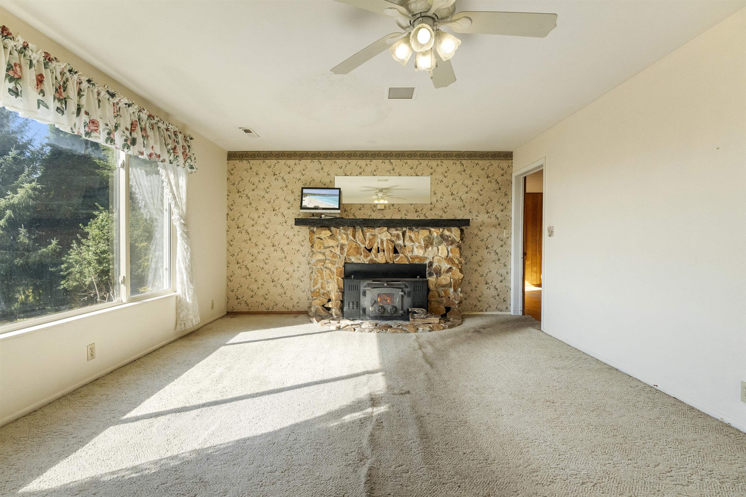 15455 Oceanview Drive