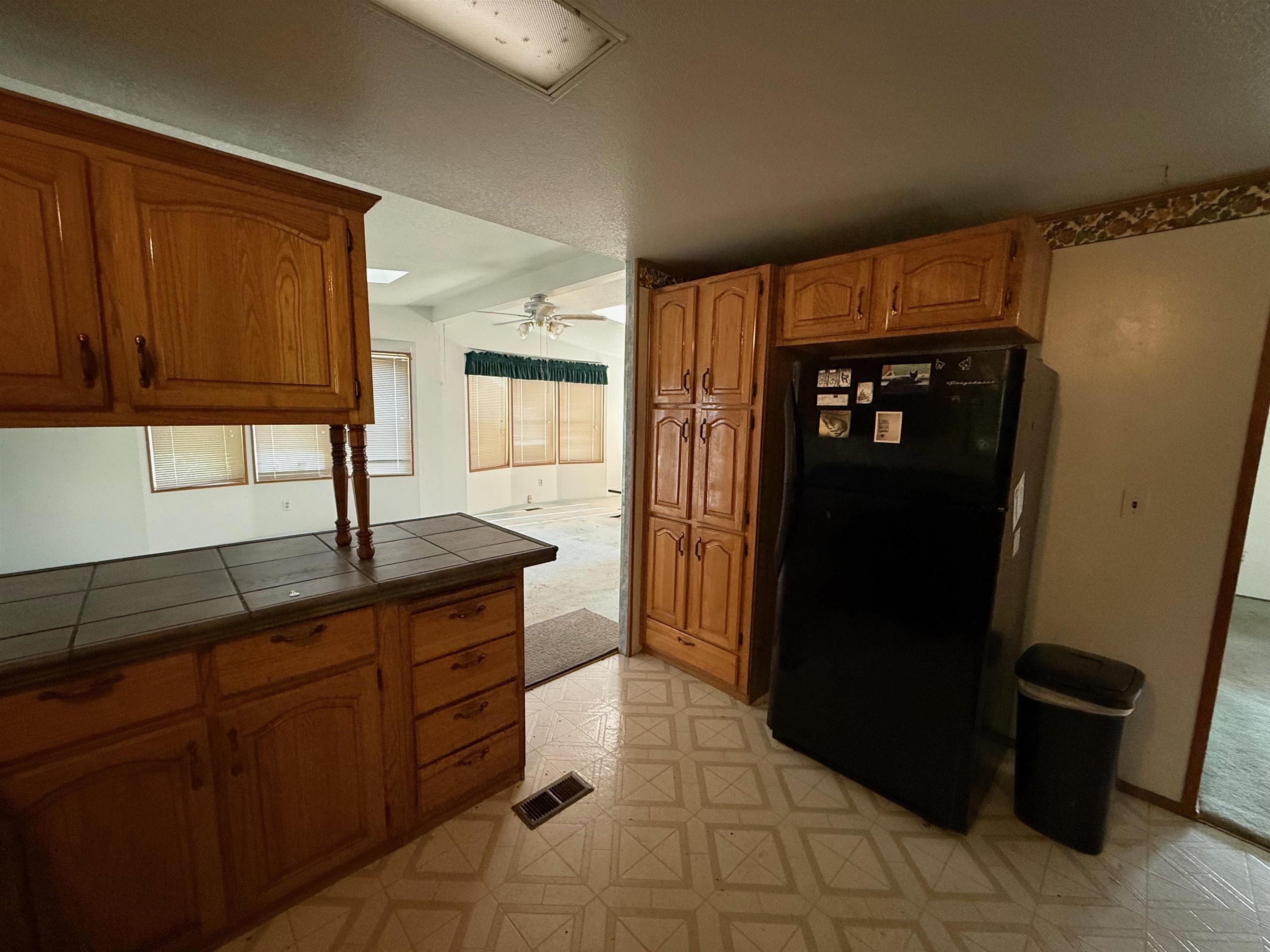 140 Hilltop Manor