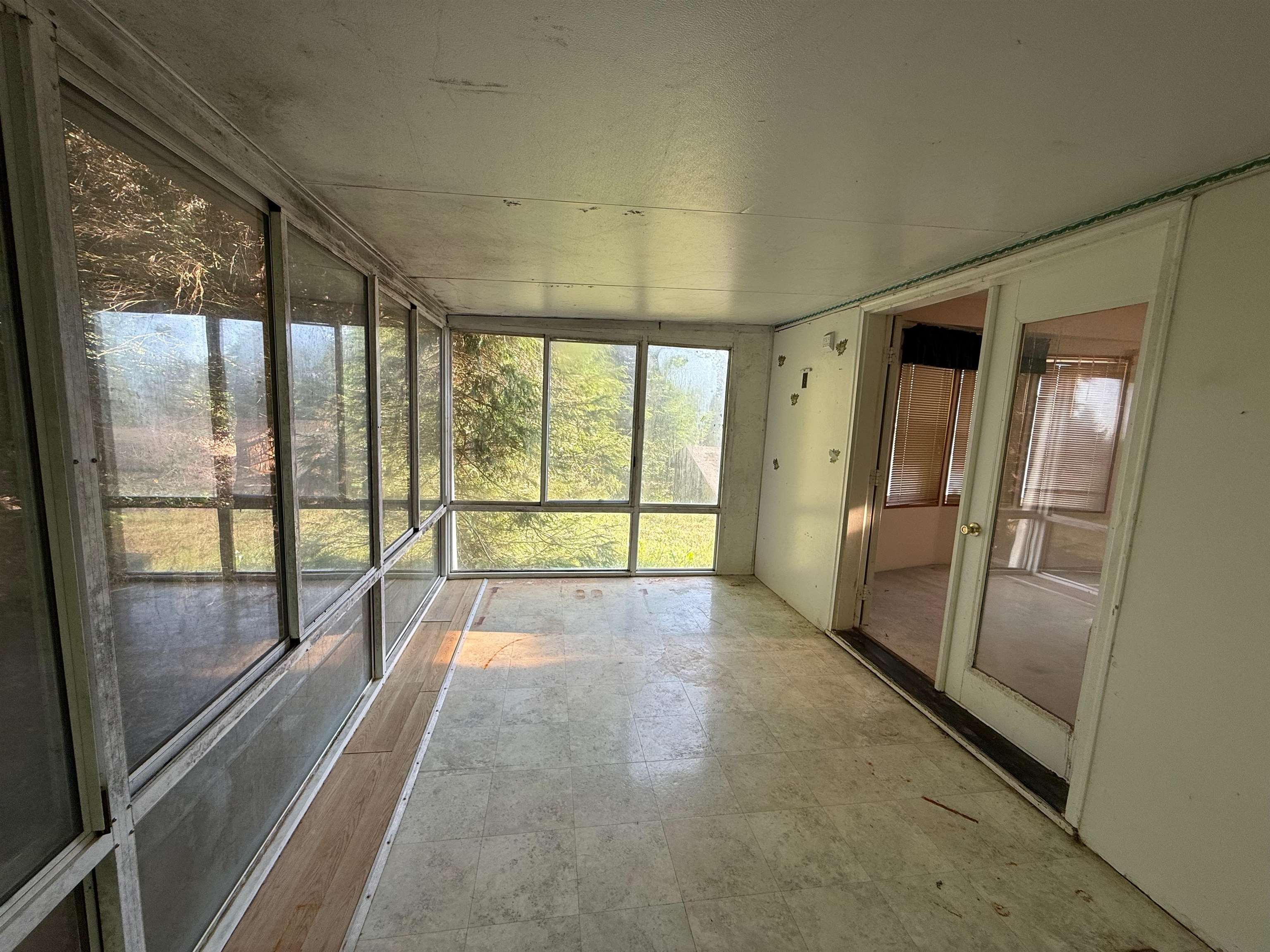 140 Hilltop Manor