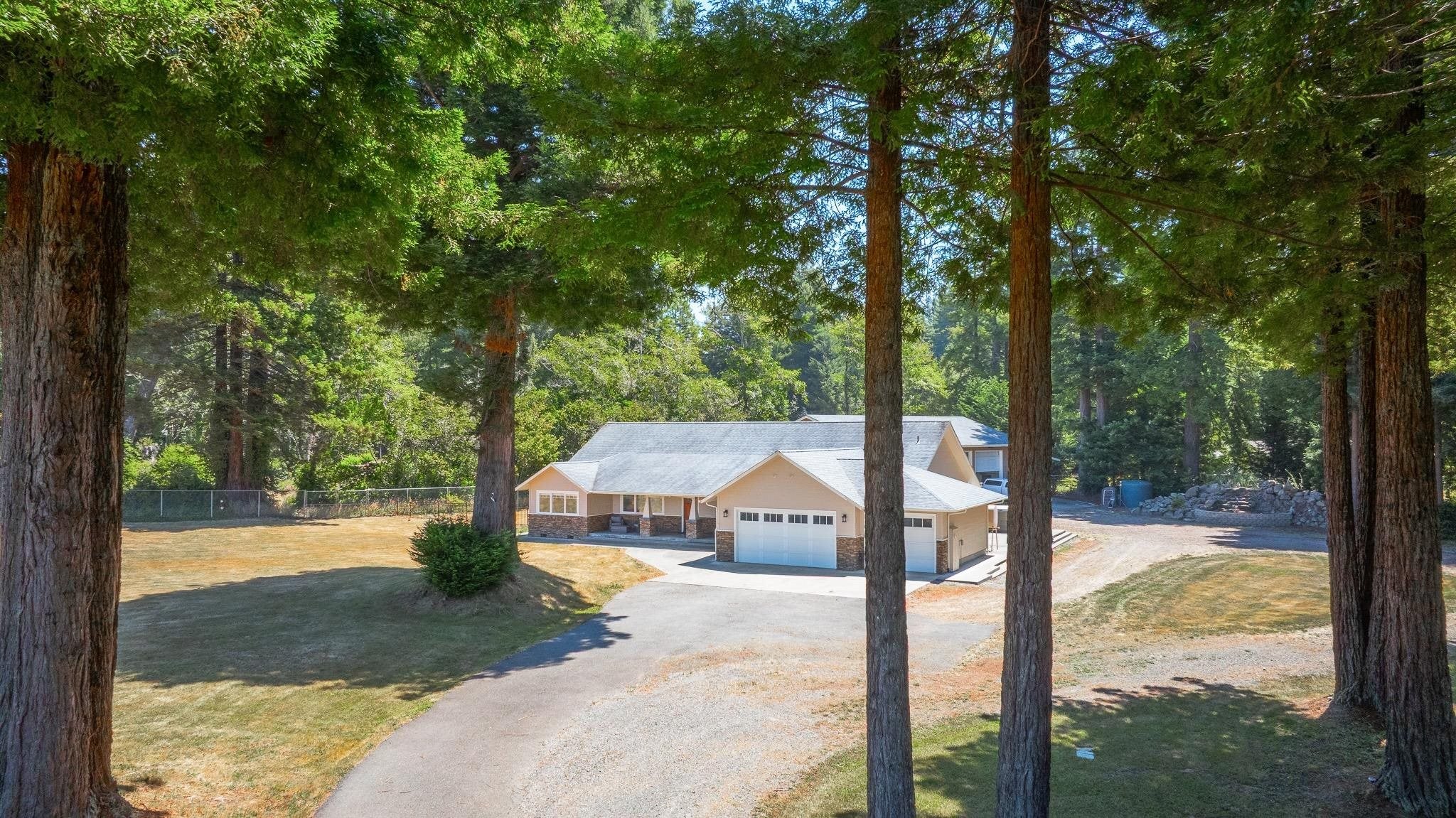 265 Little Redwood Lane Crescent City CA