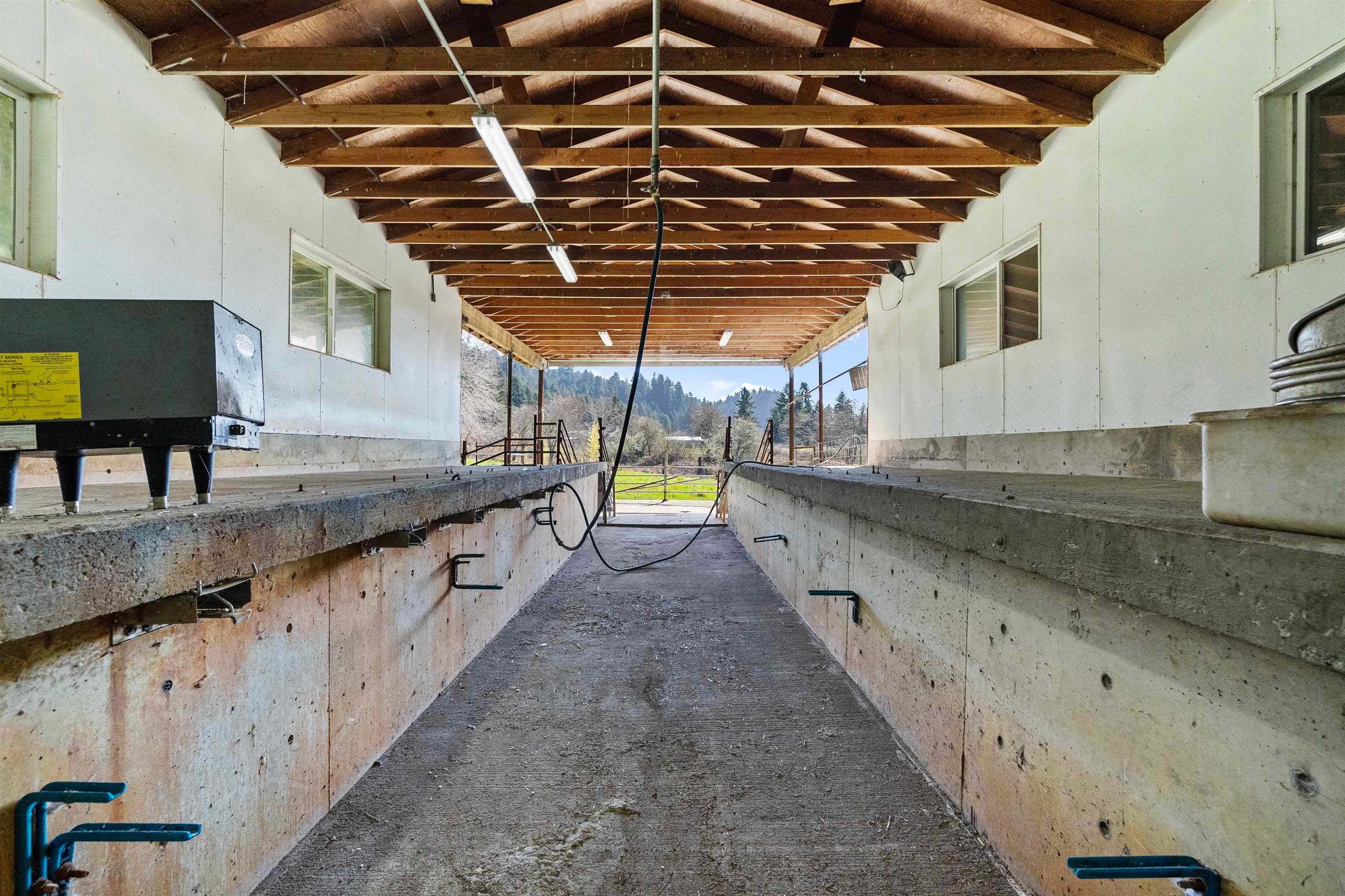 3800 Kings Valley Road