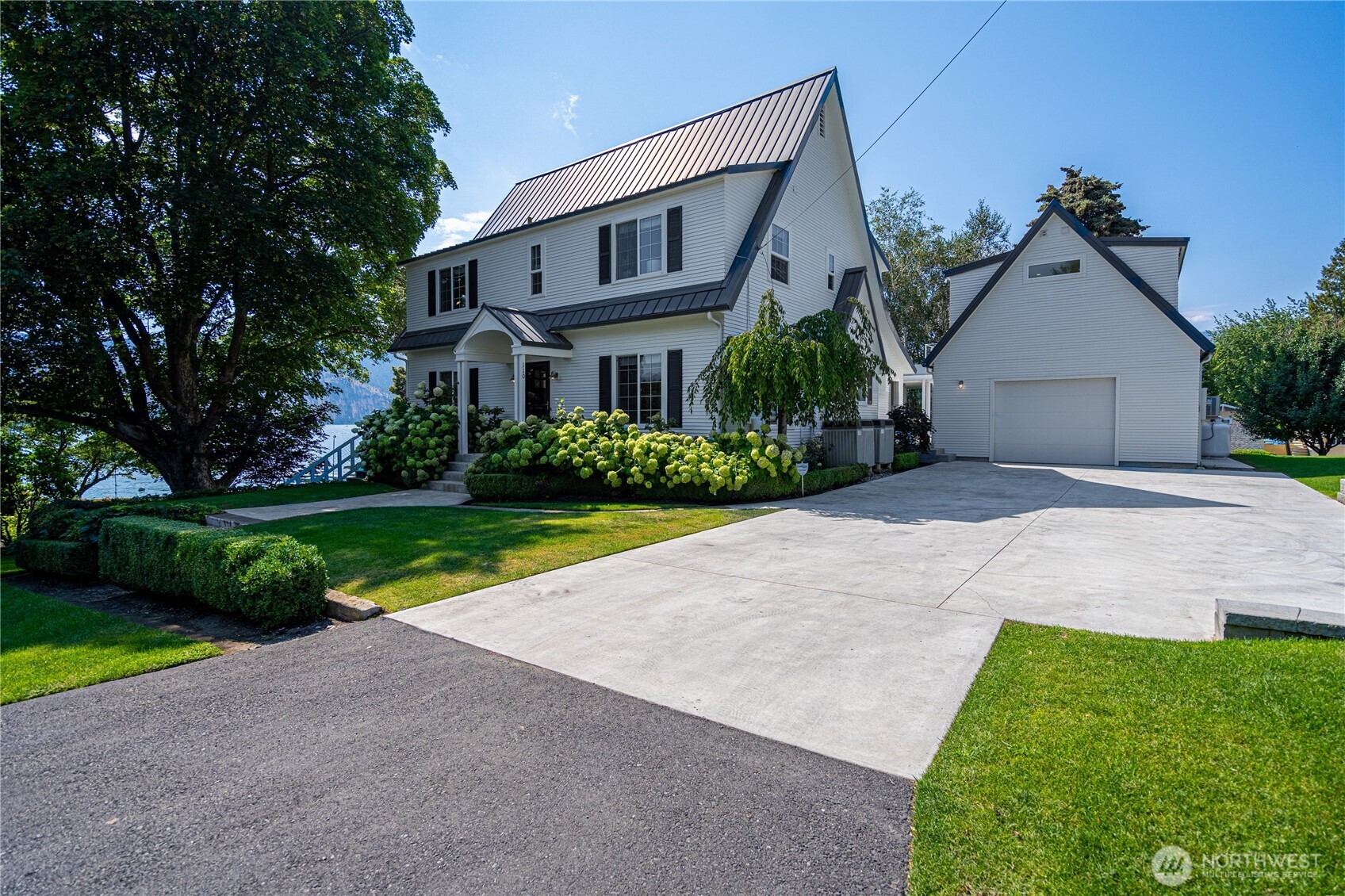 110 S Bennett Road