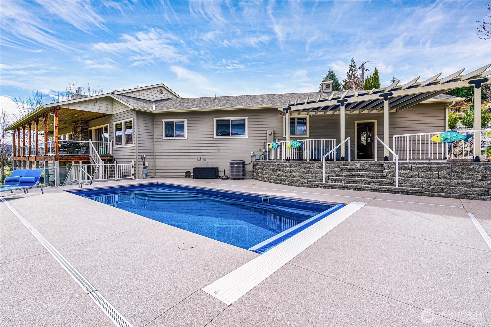 720 Loop Avenue