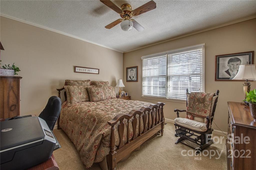 3415 Howe Dairy Road