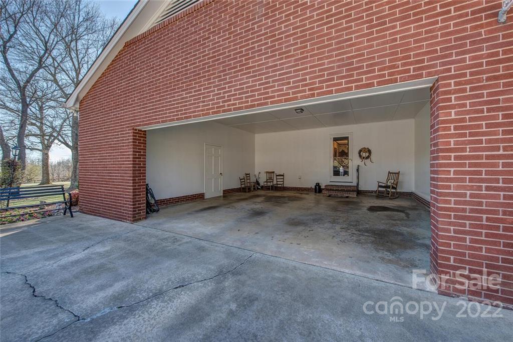 3415 Howe Dairy Road