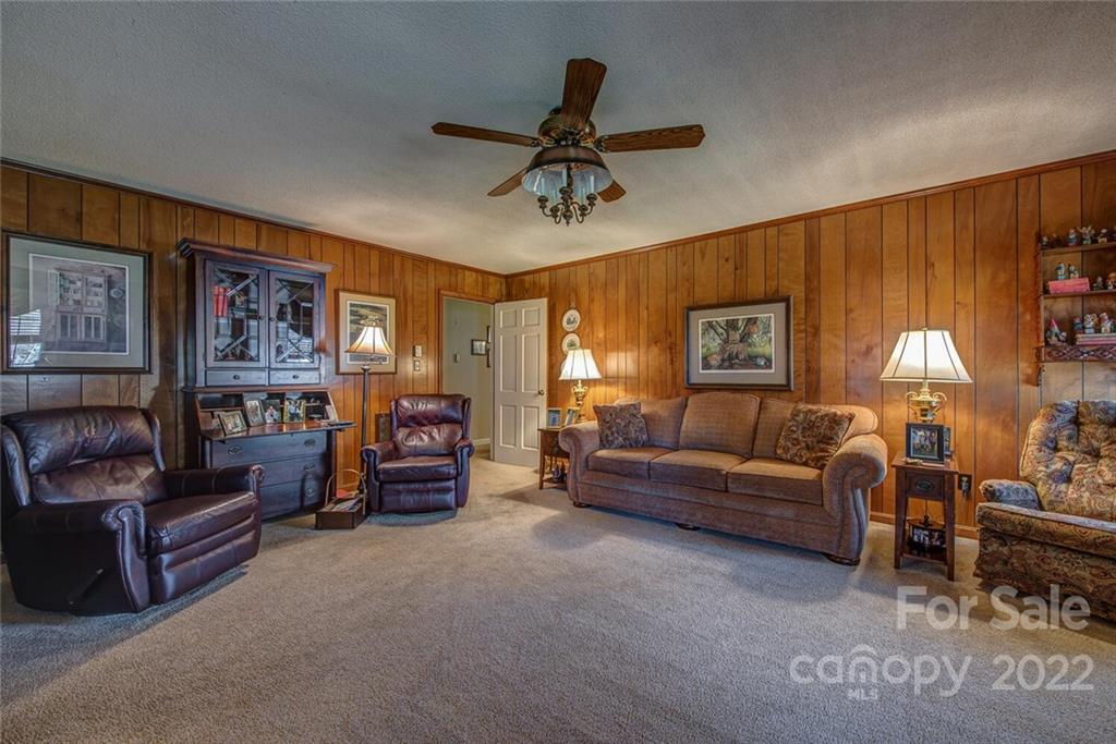 3415 Howe Dairy Road