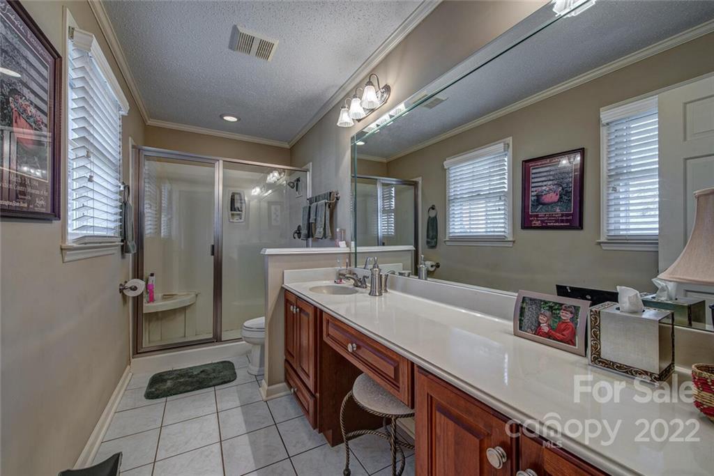 3415 Howe Dairy Road