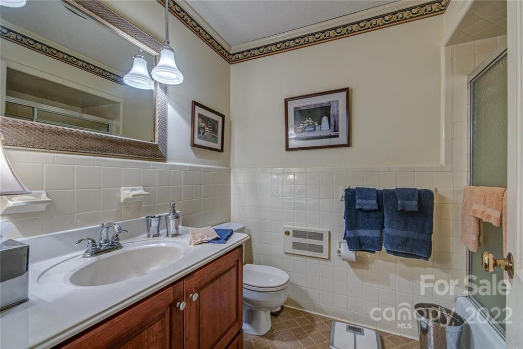 3415 Howe Dairy Road