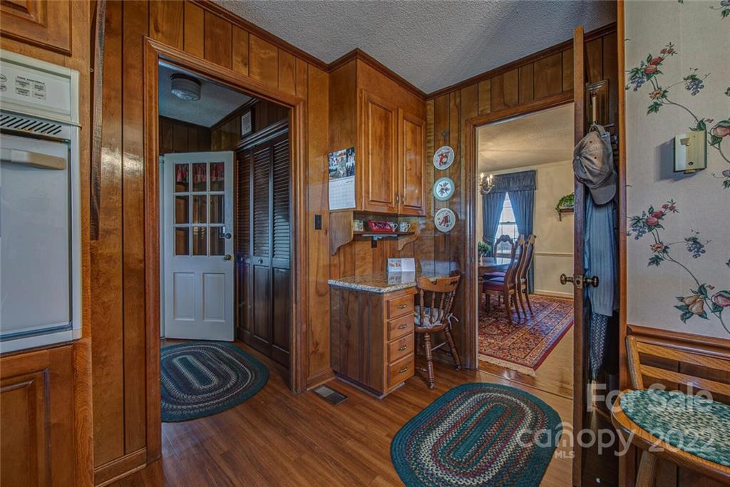 3415 Howe Dairy Road