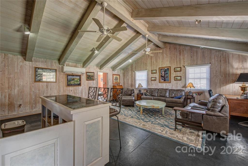 1507 Fairfield Drive