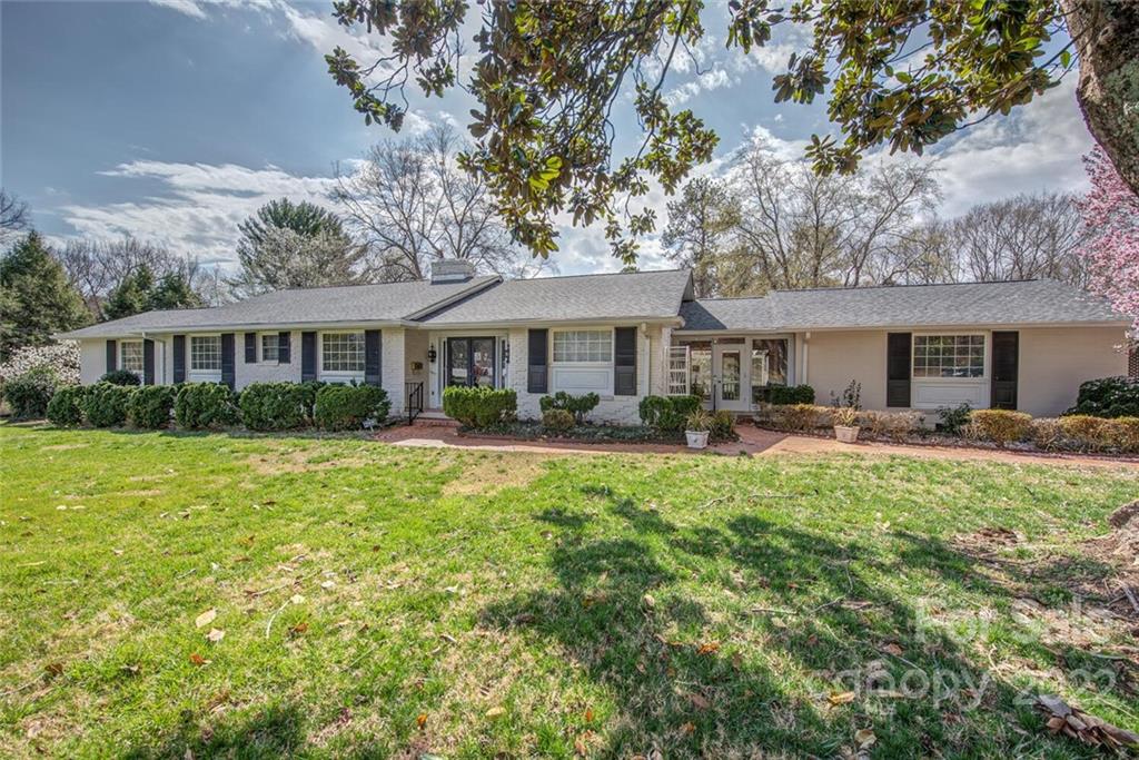 1507 Fairfield Drive