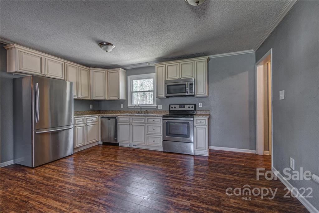 4915 Jamee Drive