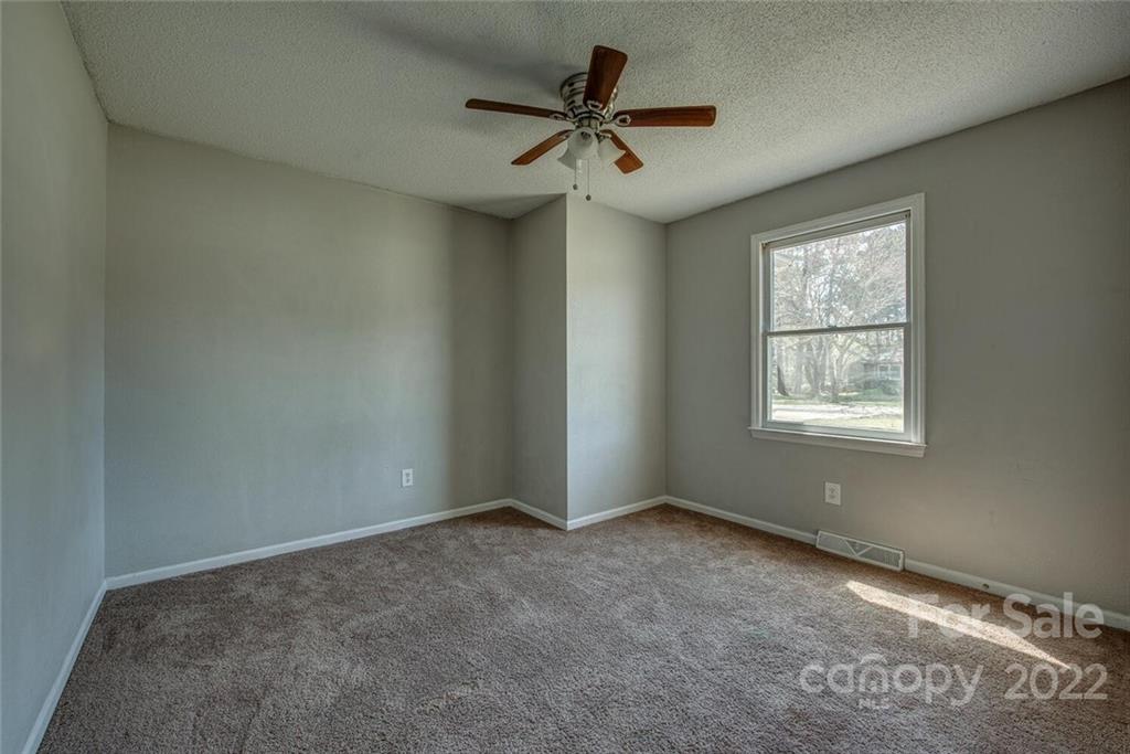4915 Jamee Drive