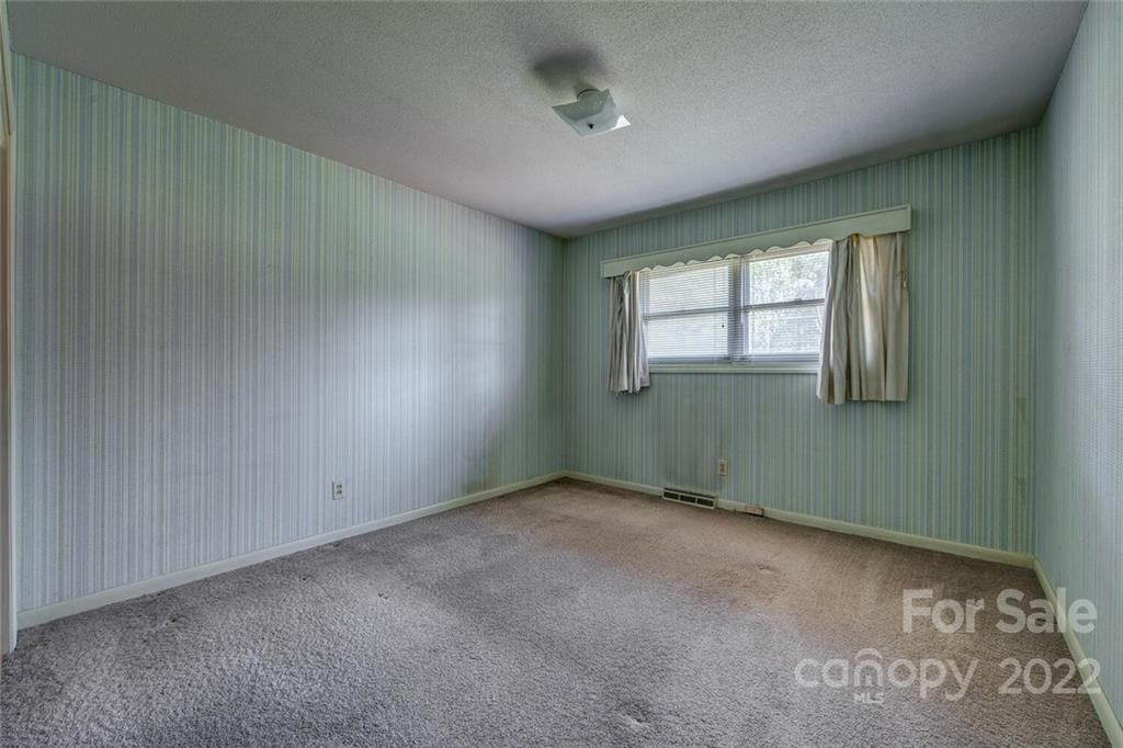 121 Airport Road Unit: 0