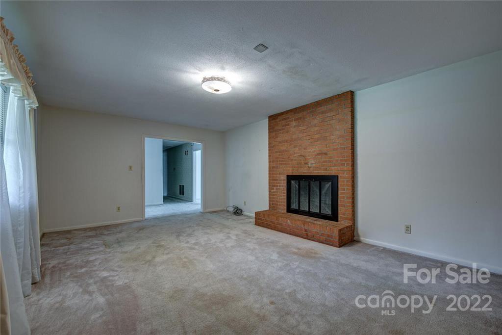 121 Airport Road Unit: 0