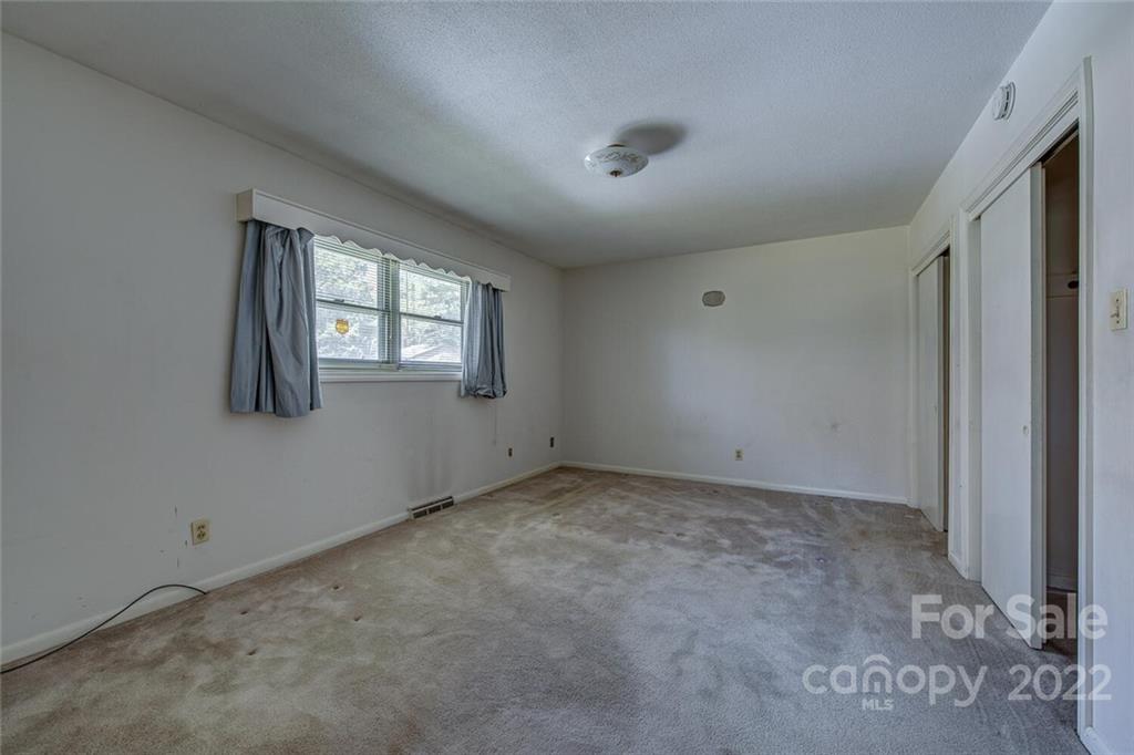 121 Airport Road Unit: 0