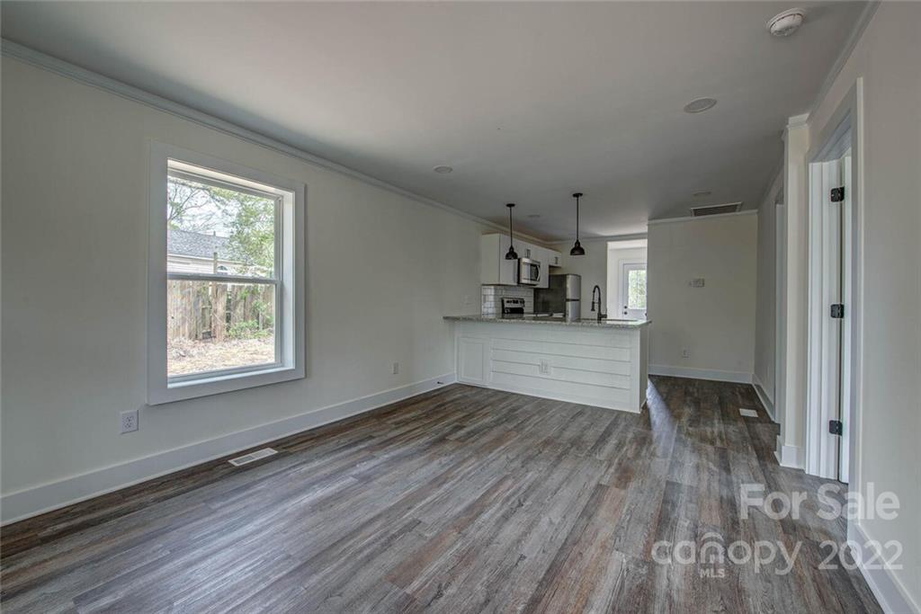 227 Queens Road