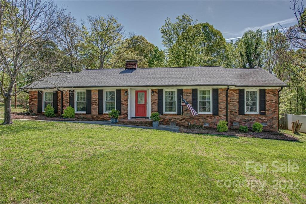 3808 Edgewater Road