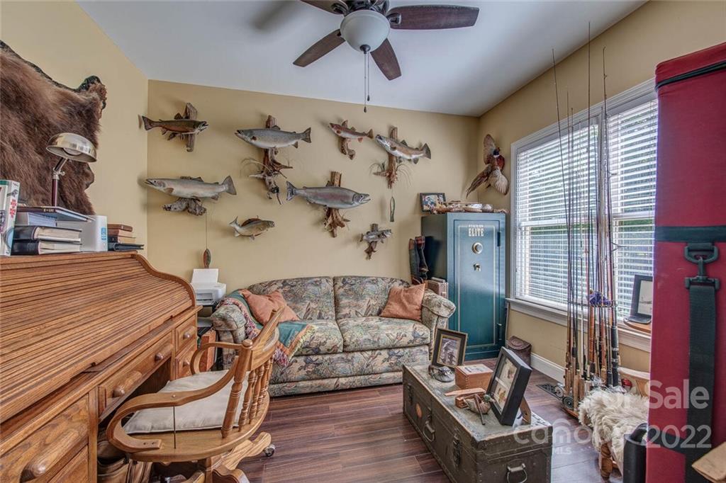 5079 Cramer Woods Drive Unit: BLK D lot 21