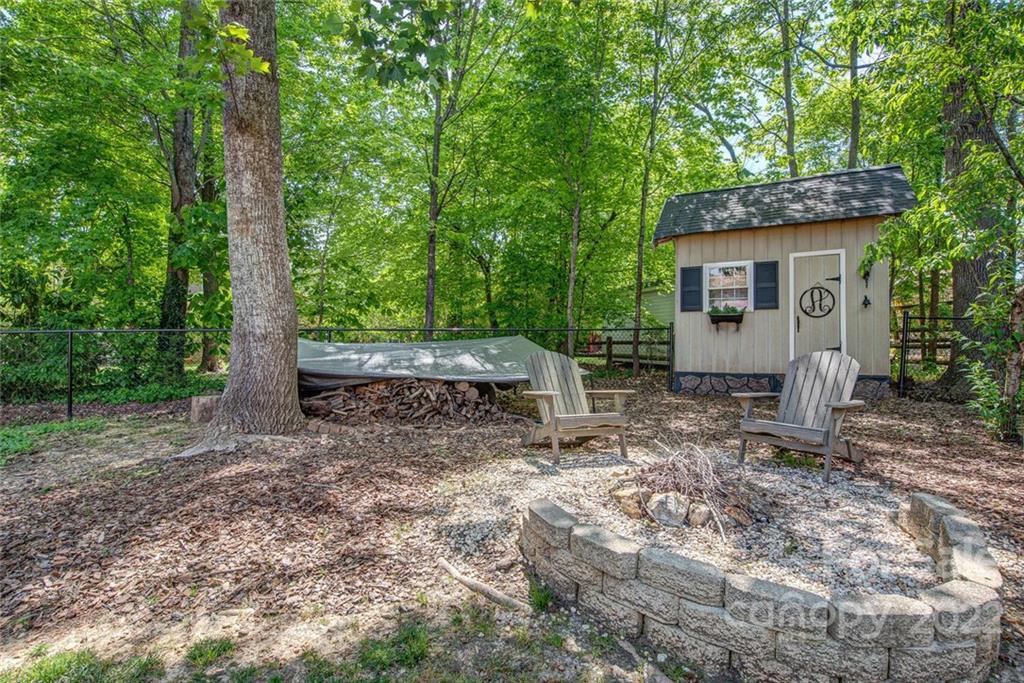 5079 Cramer Woods Drive Unit: BLK D lot 21
