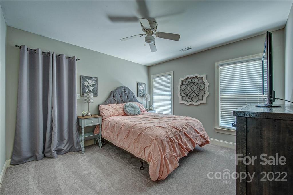 5079 Cramer Woods Drive Unit: BLK D lot 21