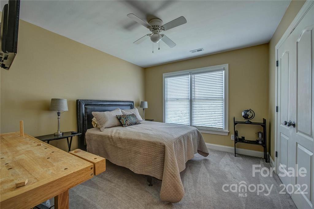 5079 Cramer Woods Drive Unit: BLK D lot 21
