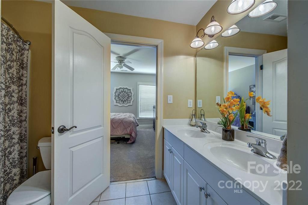 5079 Cramer Woods Drive Unit: BLK D lot 21