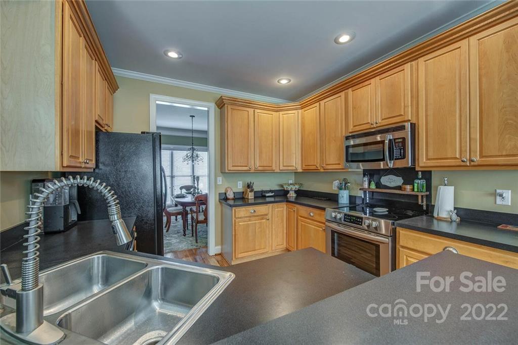 5079 Cramer Woods Drive Unit: BLK D lot 21