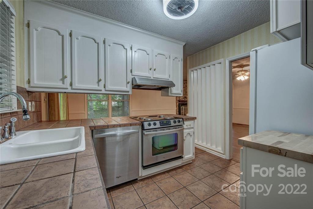 401 Saddlewood Drive