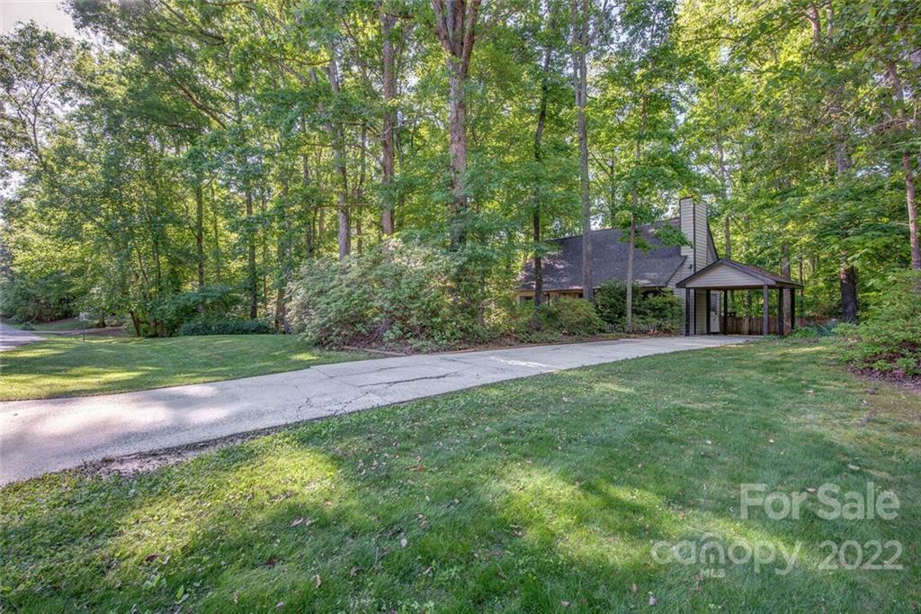 401 Saddlewood Drive