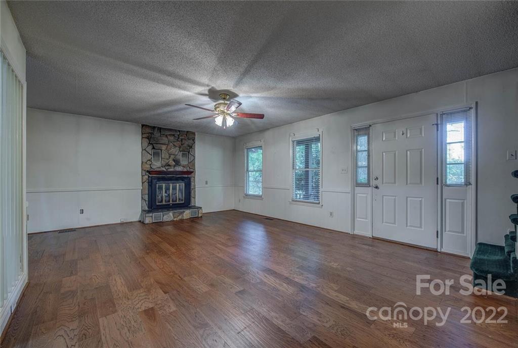 401 Saddlewood Drive