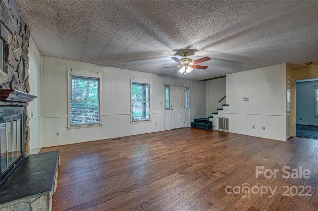 401 Saddlewood Drive