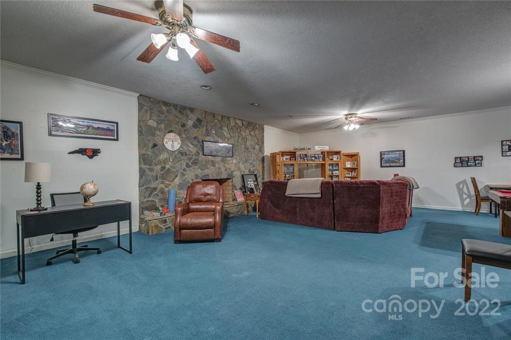 4871 Copperfield Road