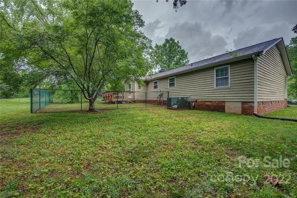 4725 Country Meadows Drive