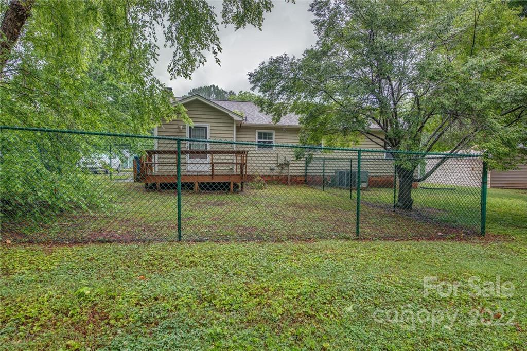 4725 Country Meadows Drive