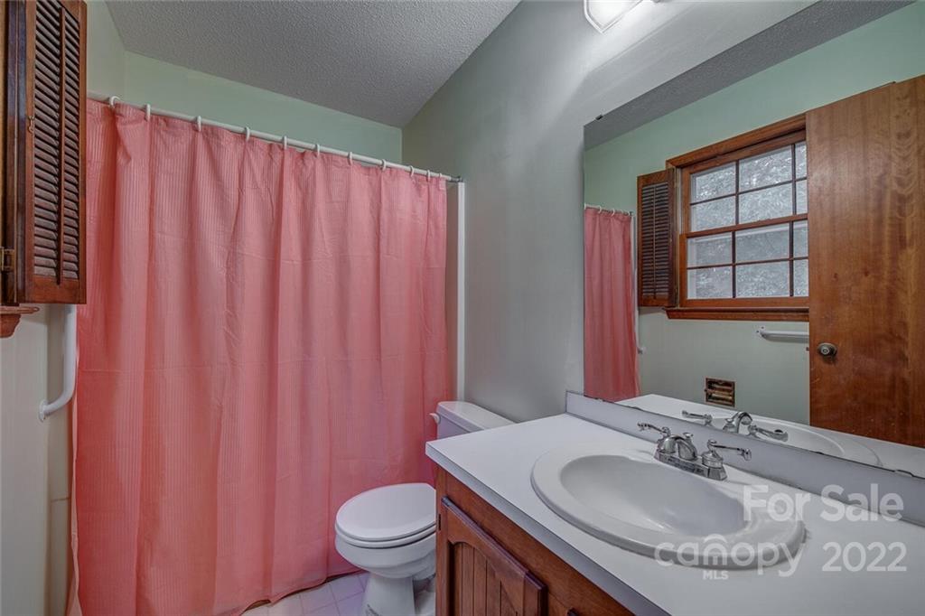 4725 Country Meadows Drive