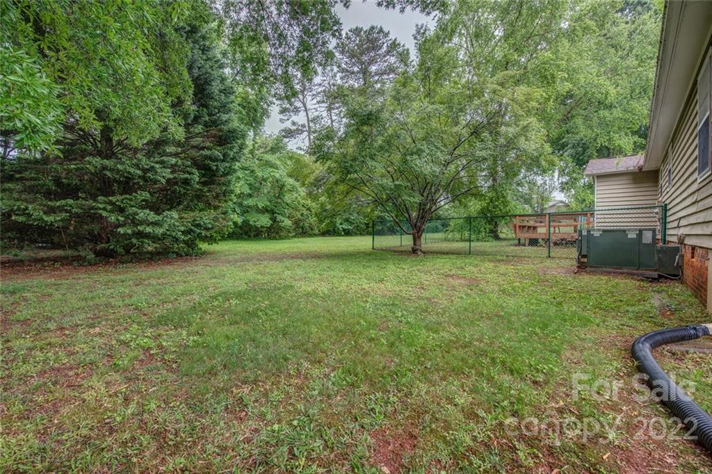 4725 Country Meadows Drive