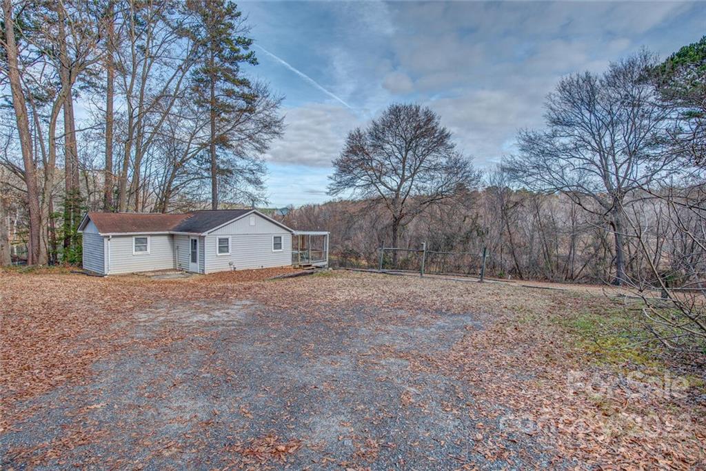 118 Fisherman Cove Road
