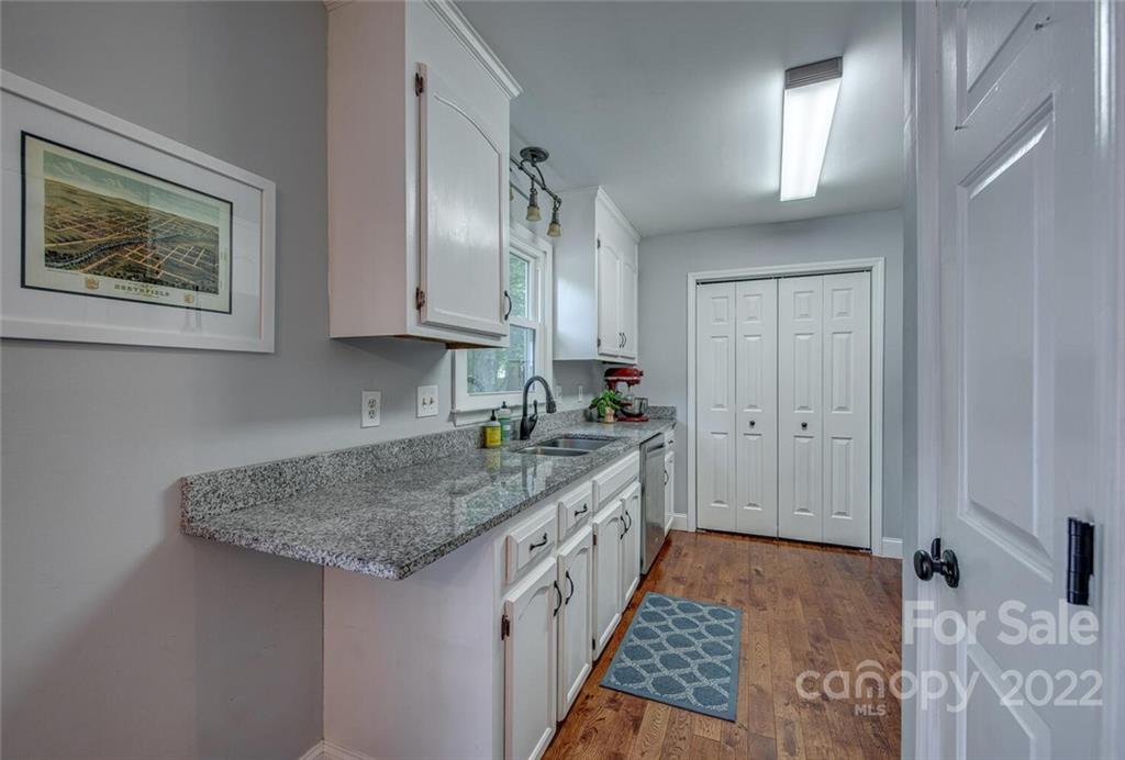 2330 Autumnwood Trail