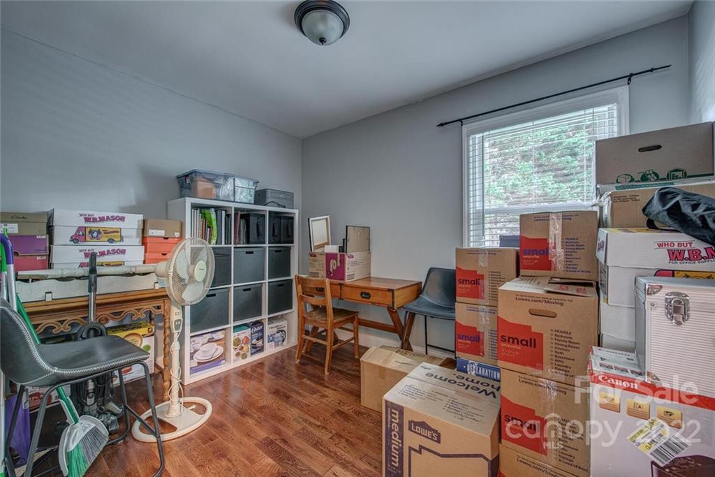 2330 Autumnwood Trail