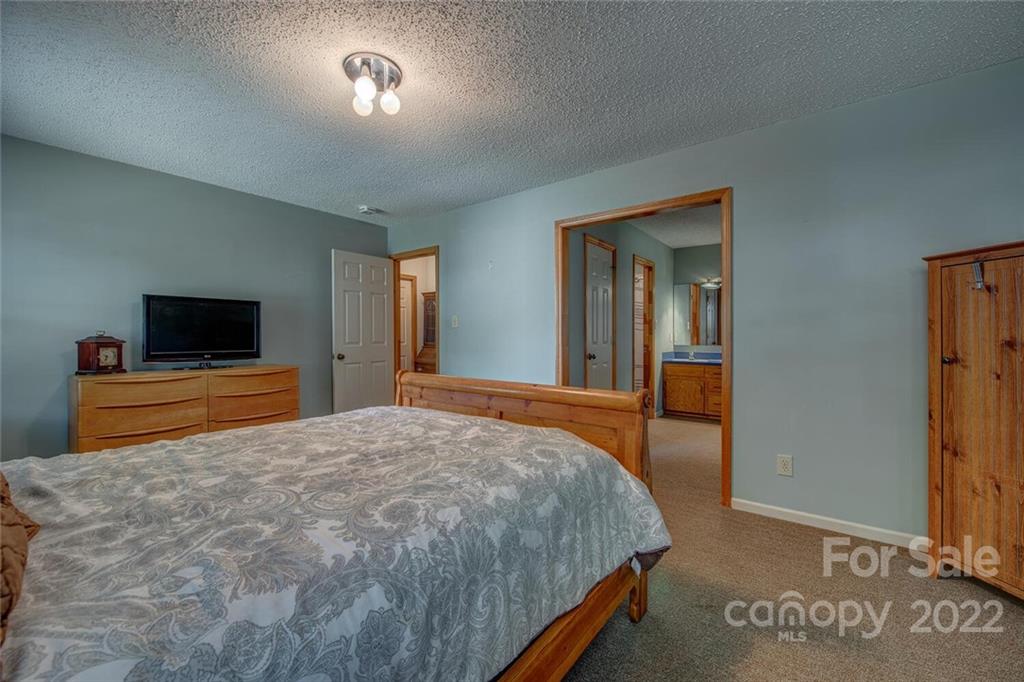 509 Shadow View Drive
